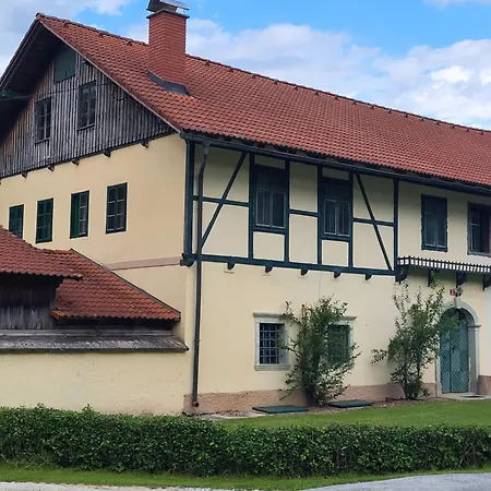 Apartma Sava *